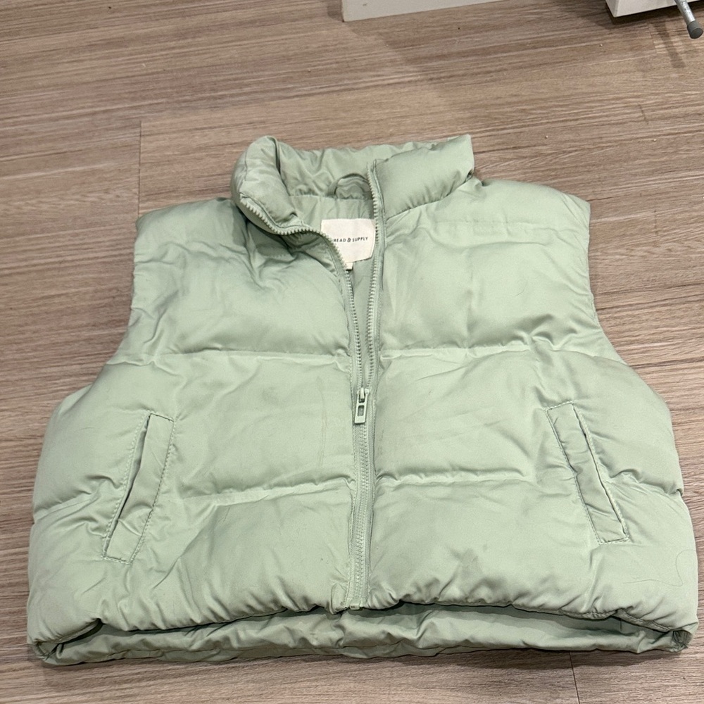 Mint Green Puffer Vest Thread & Supply Size M